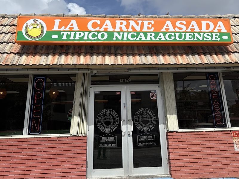 La Carne Asada Restaurante exterior